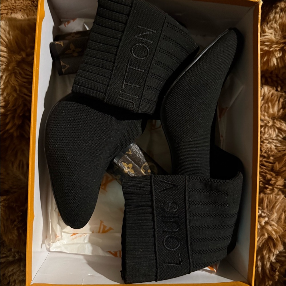 Louis Vuitton Black and Brown Heeled Boots - Picture 3 of 11